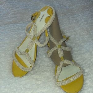 Stylish Strappy Sandals in Yellow and Cream